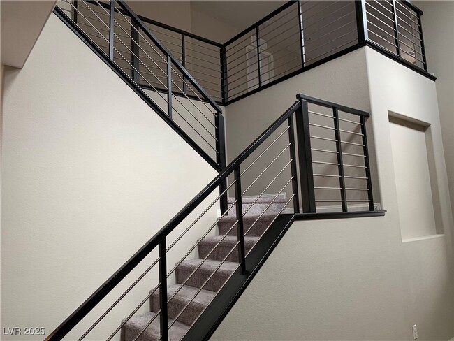 Building Photo - 8630 Tortoise Canyon Ct