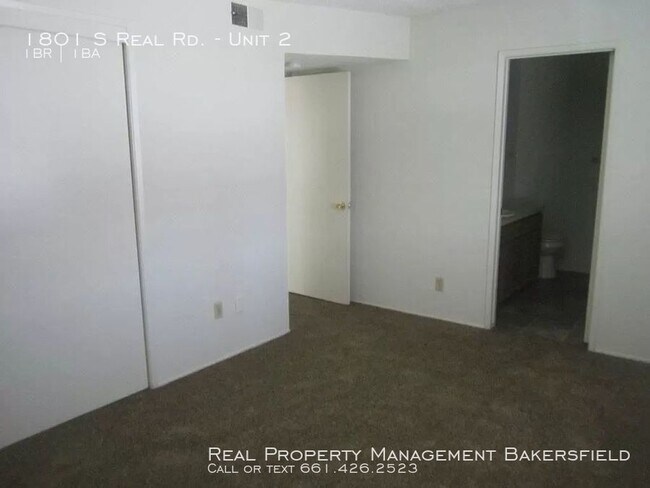 Building Photo - 1801 S Real Rd