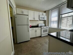 Building Photo - 5 Barrows St