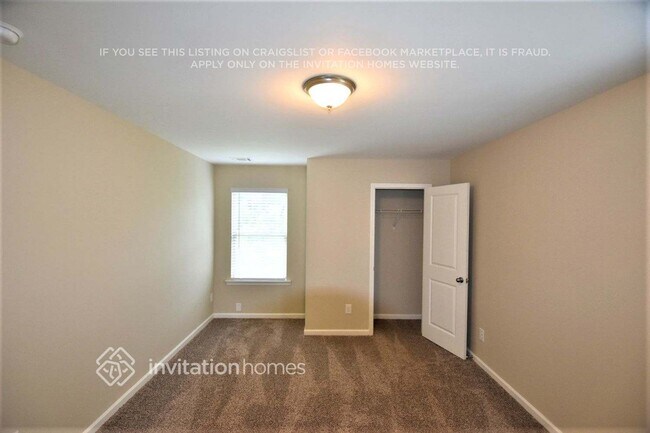 Foto del edificio - 1482 Ewing Farm Dr