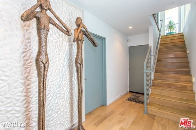 Foto del edificio - 3 br, 3 bath House - 1201 N Garbo Ln