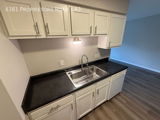 Foto del edificio - 6381 Proprietors Rd