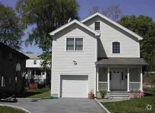 Building Photo - 15 Haynes Ave