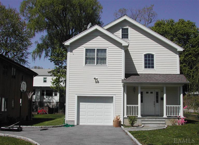 Primary Photo - 15 Haynes Ave