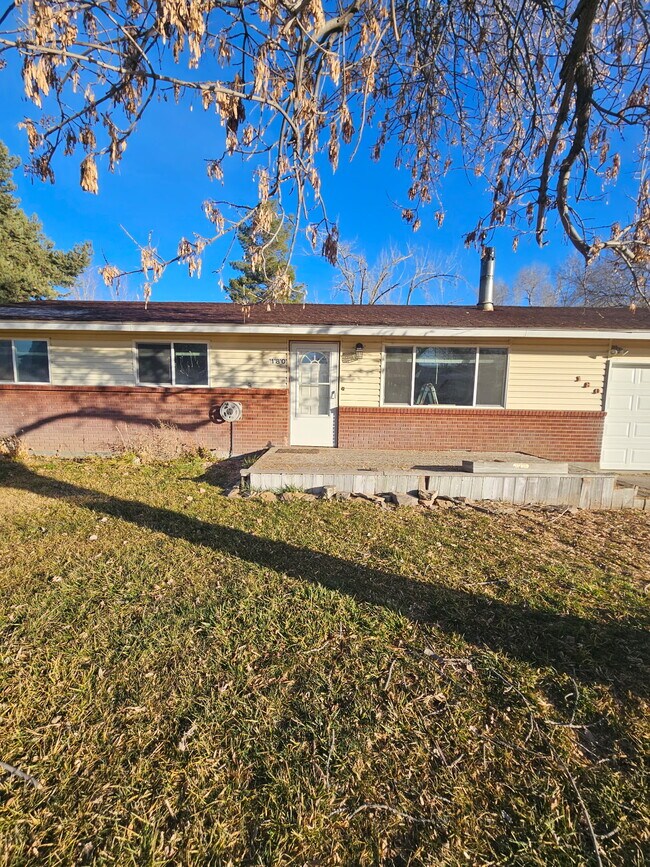 Foto del edificio - 180 NW Wilson Cir