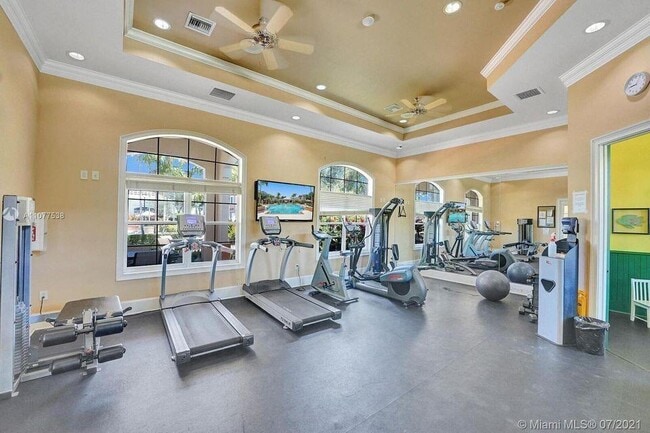 Building Photo - 9873 Baywinds Blvd
