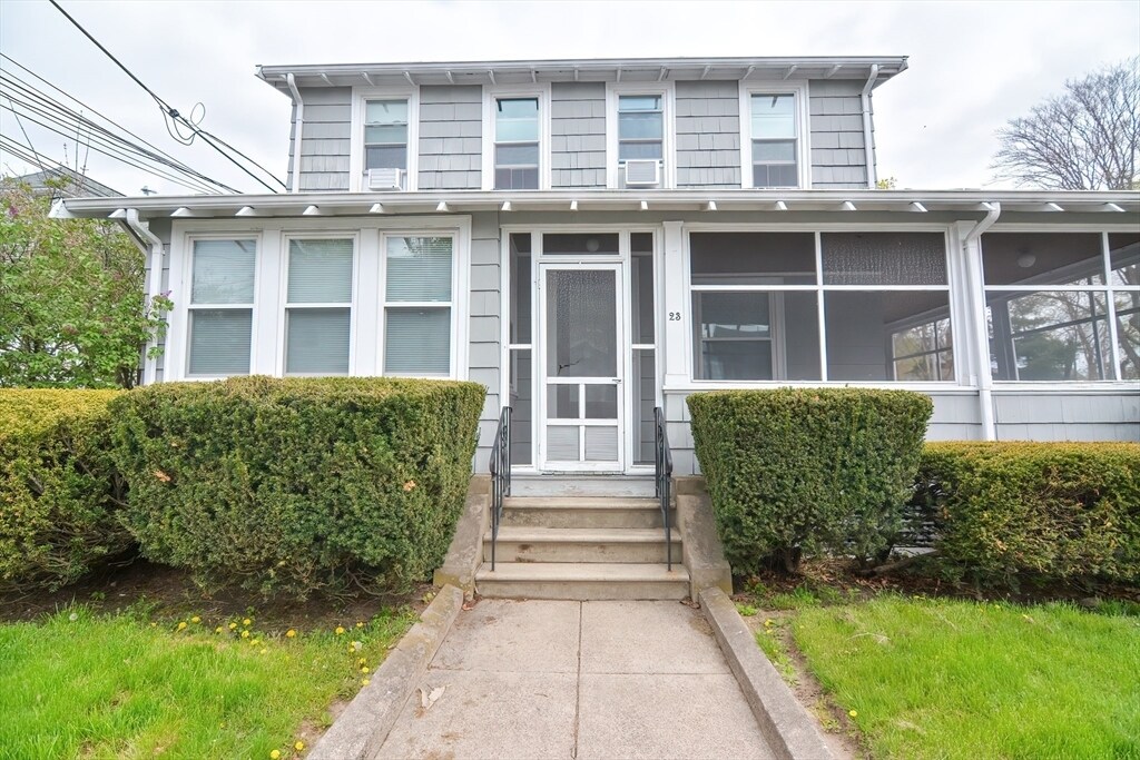 23 Division St Unit 1, North Attleborough, MA 02760 Room for Rent in