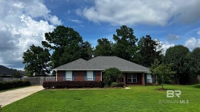 Building Photo - 126 Destrehan Rd