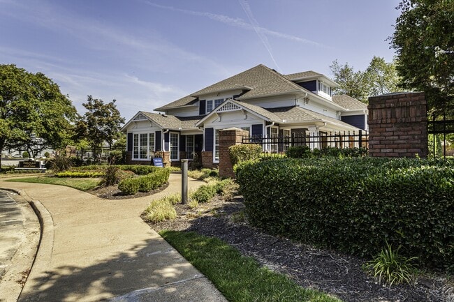 Building Photo - Park Place at Shelby Farms