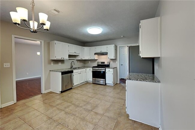 Building Photo - 4880 Camberbridge Dr