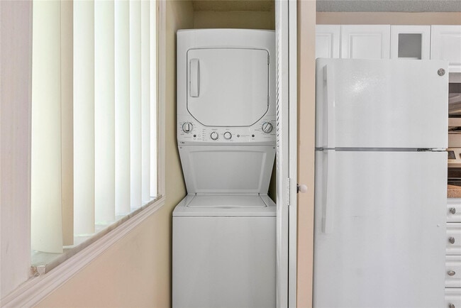 Foto del edificio - 967 Coral Club Dr