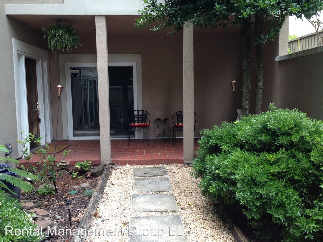 Primary Photo - 5550 Hampton Heights Dr
