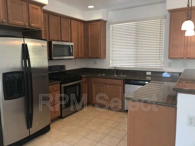 Building Photo - 2580 W El Camino Ave