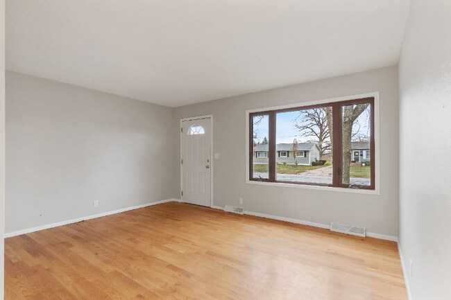 Foto del edificio - 240 Wiley Blvd NW