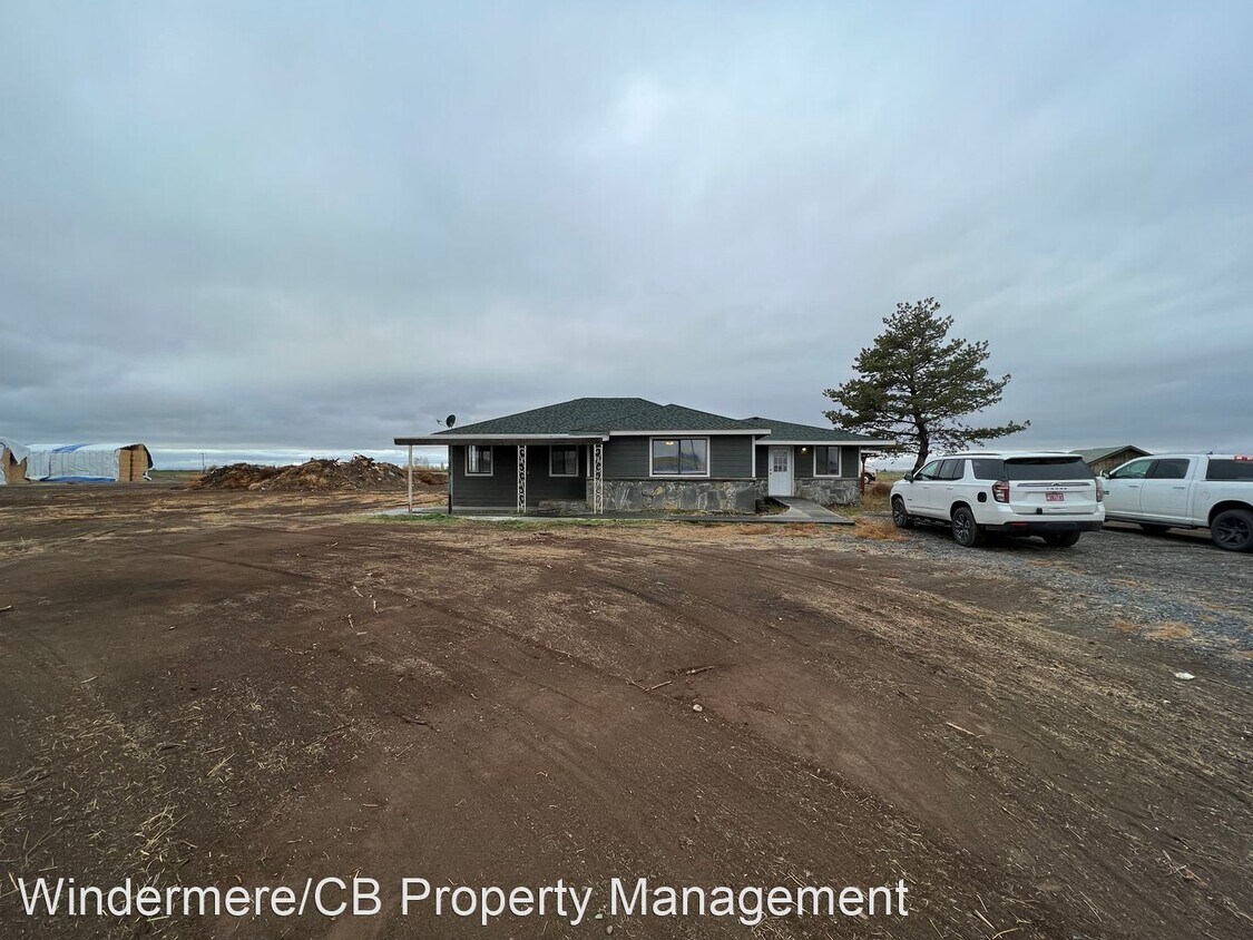 4 br, 2 bath House 7690 Rd G NW House Rental in Ephrata, WA