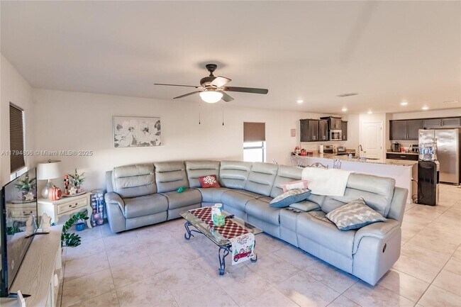 Foto del edificio - 2705 NW 5th Terrace