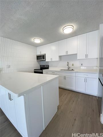 Building Photo - 827 Kinau St