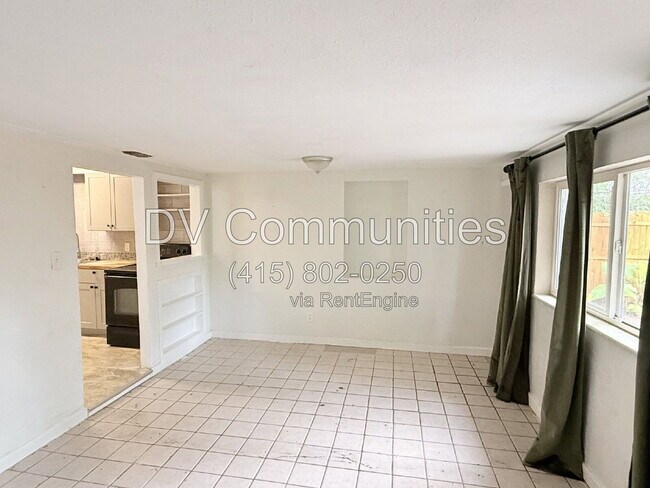 Foto del edificio - 776 27th Ave N