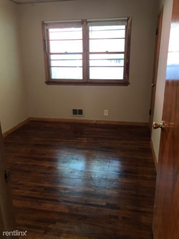 Building Photo - 4 br, 2 bath House - 730 N 66th St
