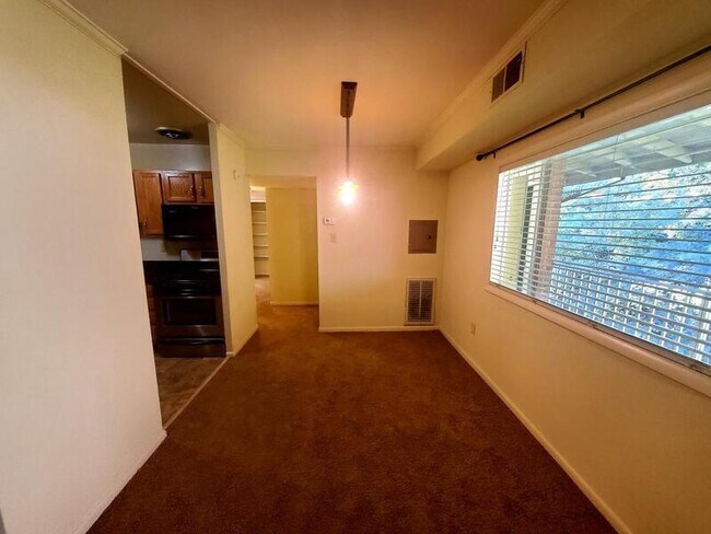 Foto del edificio - 5604 Crenshaw Rd