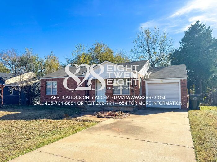 Primary Photo - Cozy 2 Bed/1 Bath Single Family Brick Home...