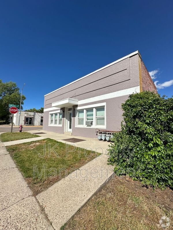 Apartments under 2,000 in Black Eagle MT 1 Rentals