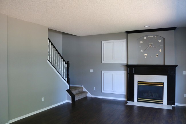 Building Photo - 15300 Dundee Ct