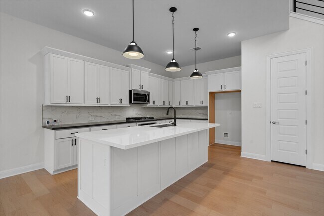 Foto del edificio - 2832 Stone Branch Dr