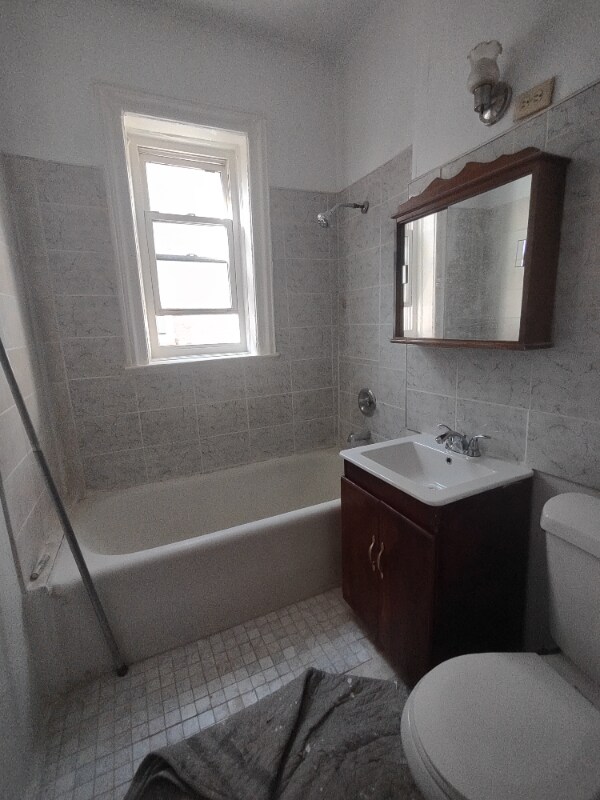 Foto del edificio - 310 E 91st St