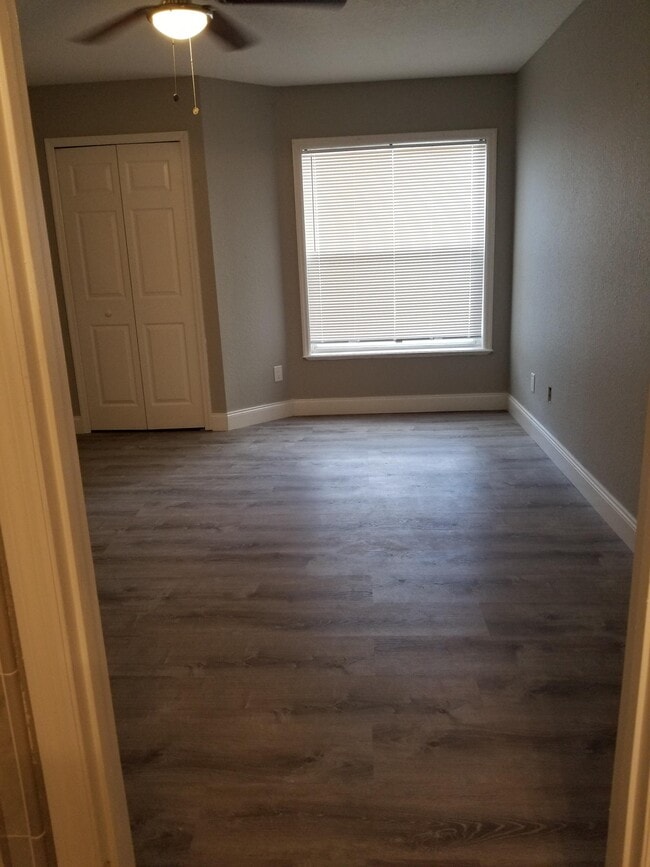 Building Photo - 8800 Latrec Ave