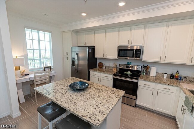 Building Photo - 43000 Greenway Blvd