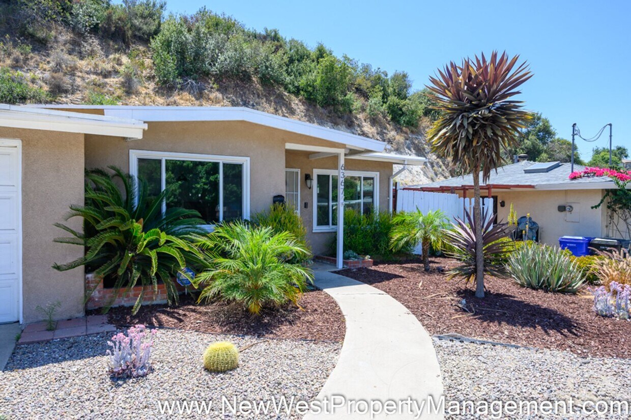 Primary Photo - Charming Rolando Park 2 Bedroom, Small Pet...
