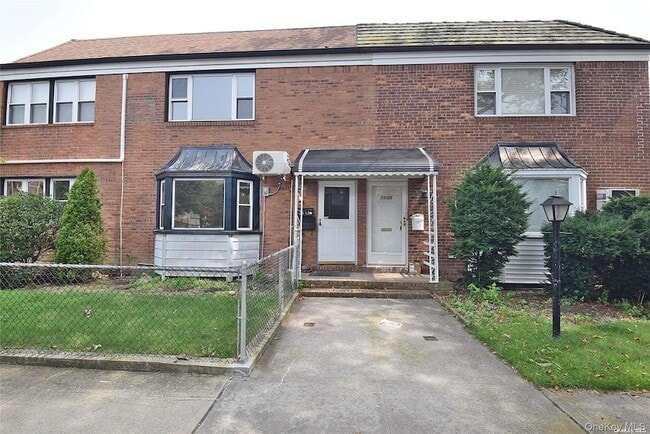 Photo - 75-03 197th St Apartment