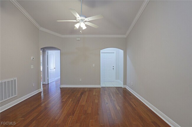 Foto del edificio - 4172 Castilla Circle