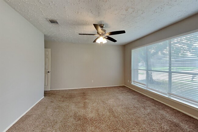 Foto del edificio - 7339 Boysenberry Ln
