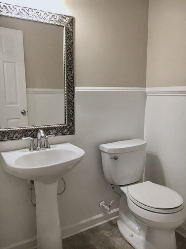 Building Photo - SPACIOUS 4 BEDROOM HOME IN PARK WEST - CHAPIN