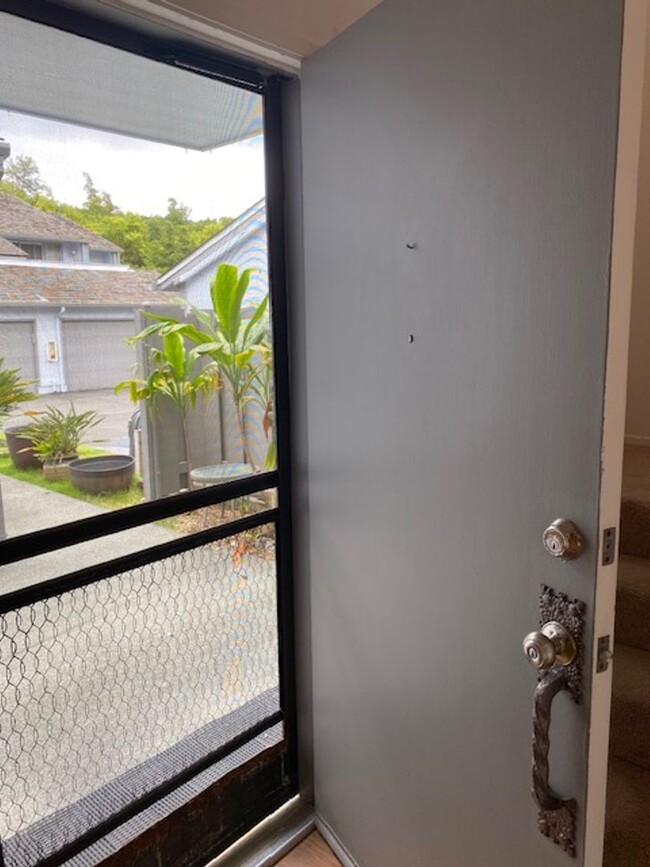 Foto del edificio - Kaneohe Townhouse Available Now!