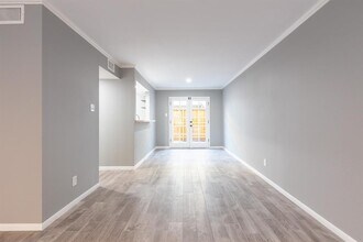 Building Photo - 14600 Fonmeadow Dr