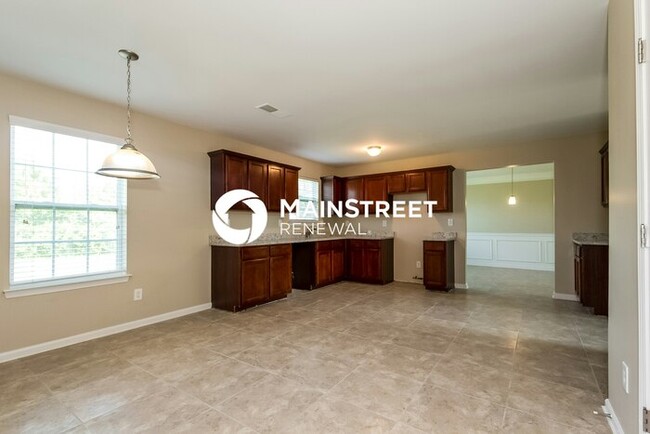 Building Photo - 5563 Martin Ct