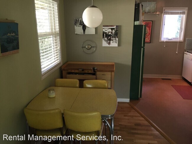 Foto del edificio - 2 br, 1 bath House - 7127 N Syracuse St