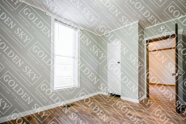 Building Photo - 1710 S Gharkey St