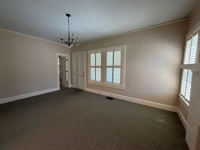 Foto del edificio - 1541 Ebenezer Rd