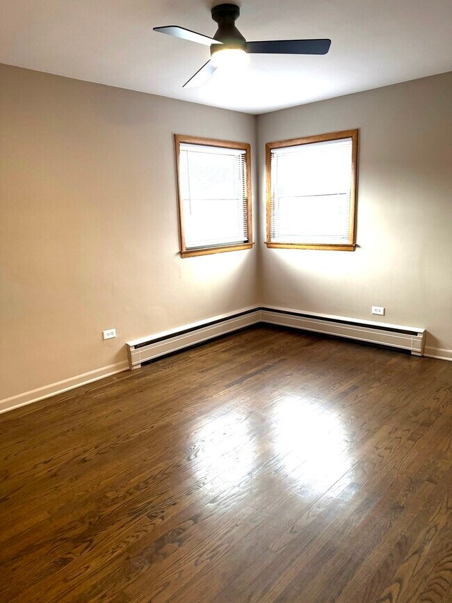 Foto del edificio - 7538 Waukegan Rd