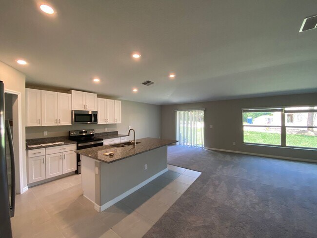 Building Photo - 2340 SW 168th Loop