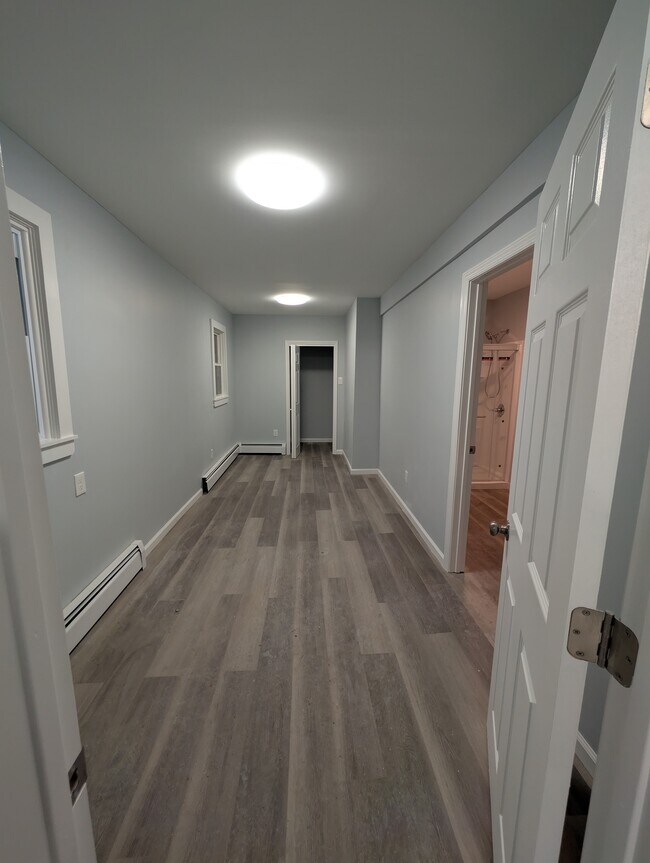 Foto del edificio - 27 W Notre Dame St