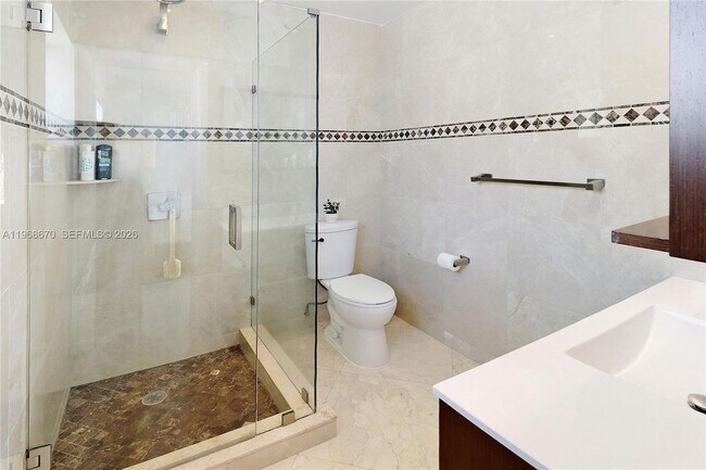 Foto del edificio - 2031 NE 14th Ct