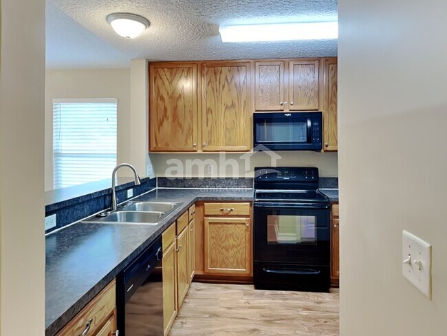 Building Photo - 1299 Highfield Ln