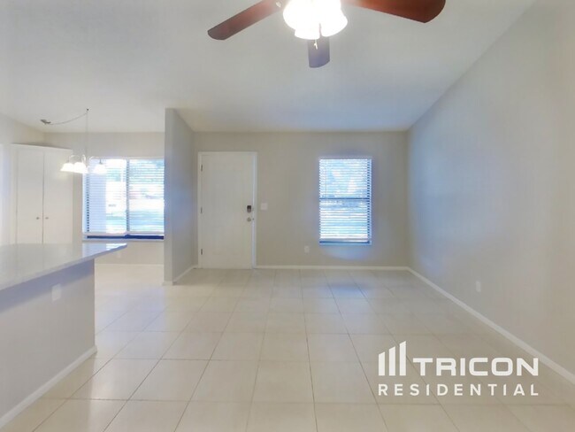 Foto del edificio - 12318 Cloverstone Dr