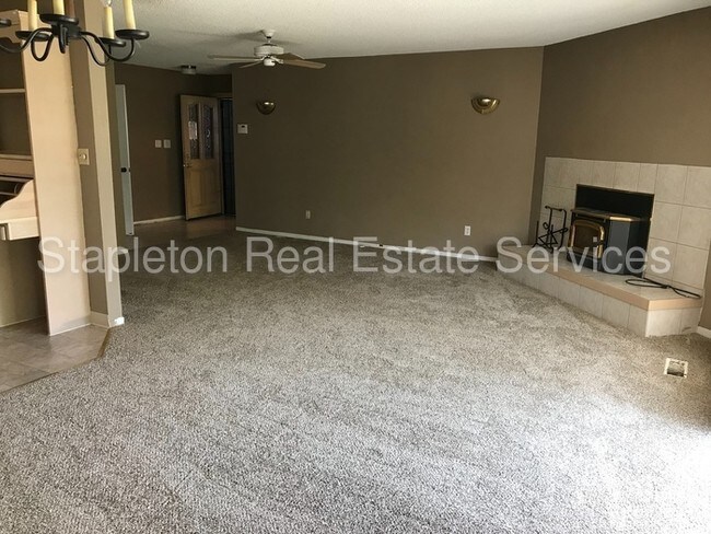 Building Photo - 1025 Brinkby Ave