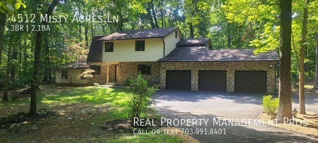 Foto del edificio - 4512 Misty Acres Ln